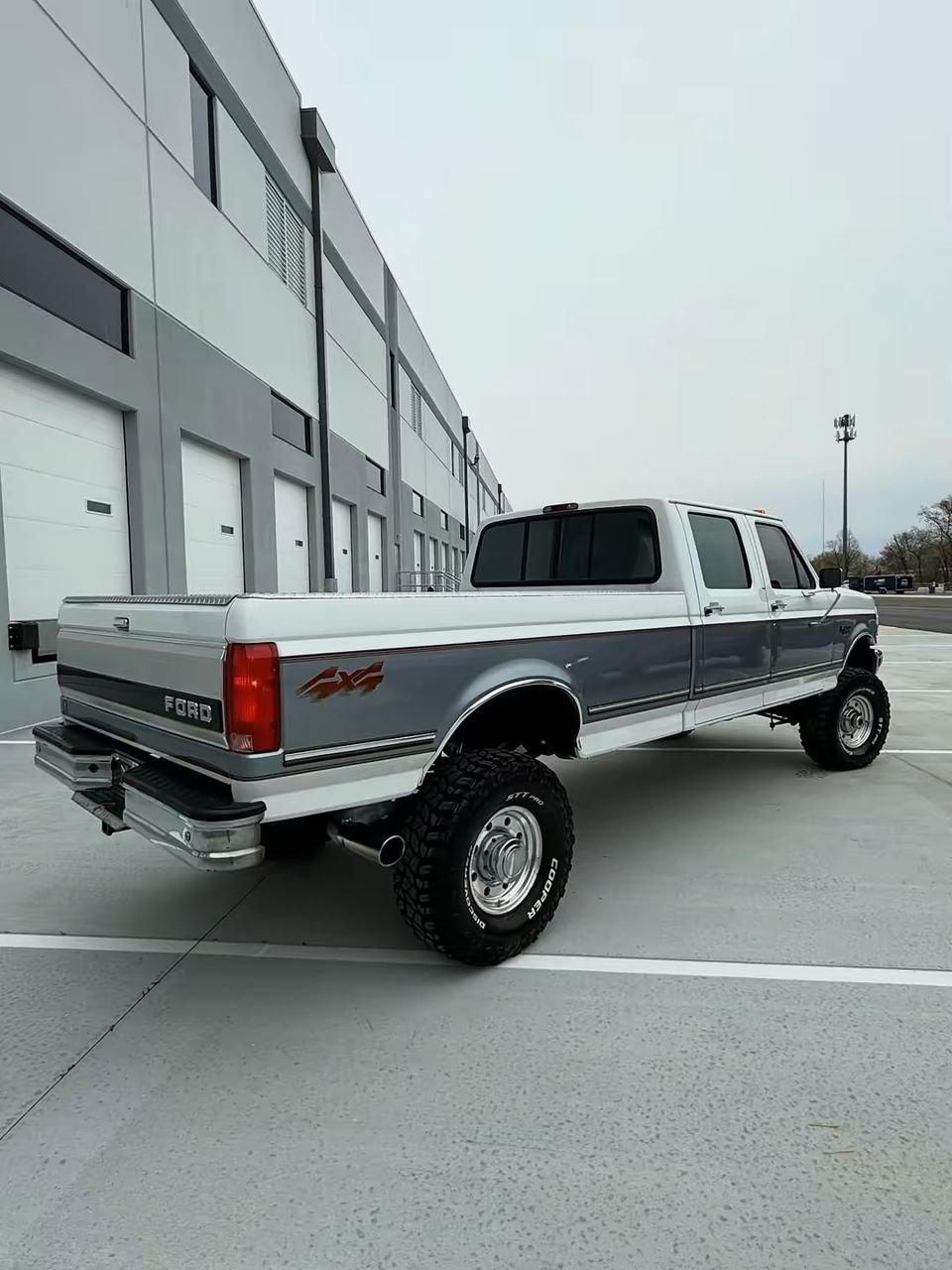 1995 Ford F350 CREW CAB XLT 4X4 - Image 5
