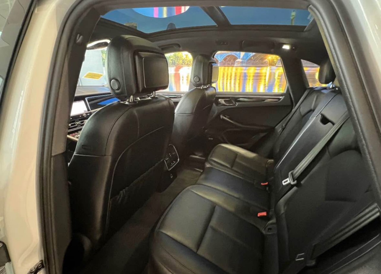 2022 Porsche Macan • S Sport Utility 4D - Image 7